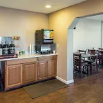 Quality Inn & Suites Near Nas Fallon 