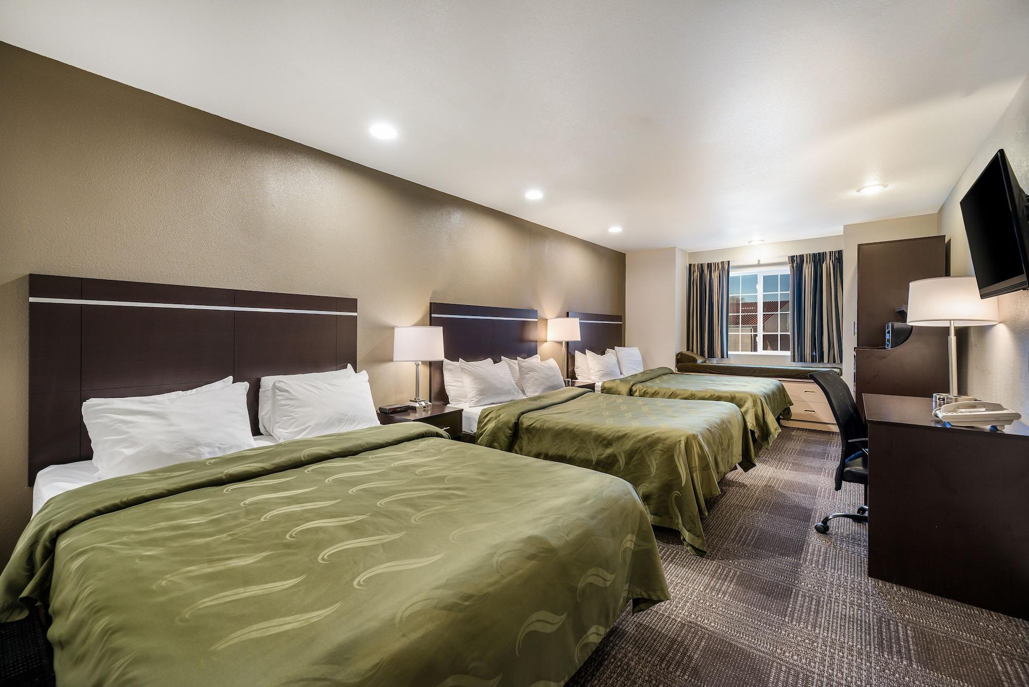 Hotel Quality & Near Nas