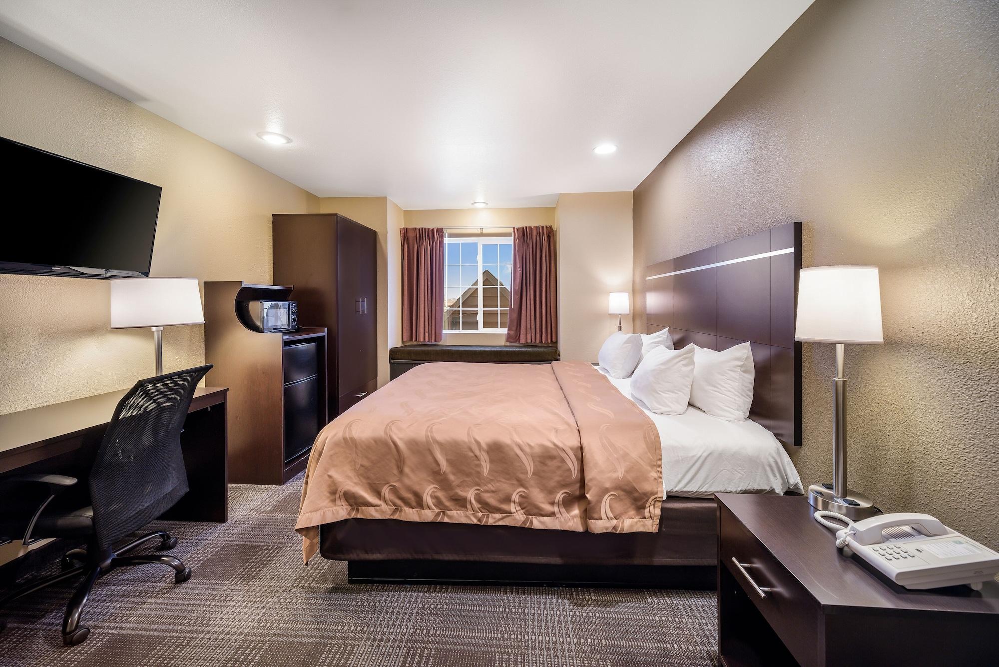 Hotel Quality & Near Nas Fallon