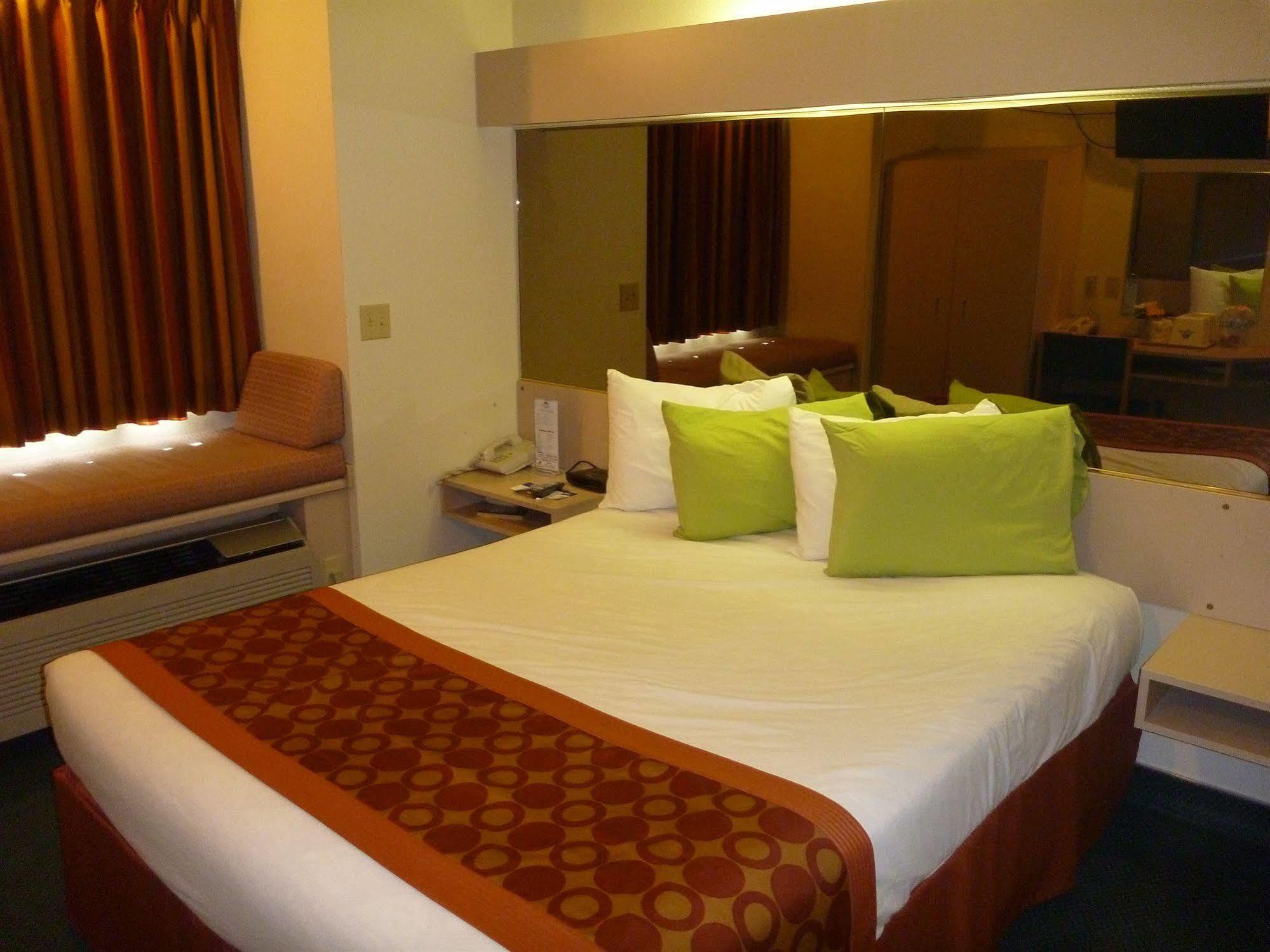 Hotel Quality & Near Nas